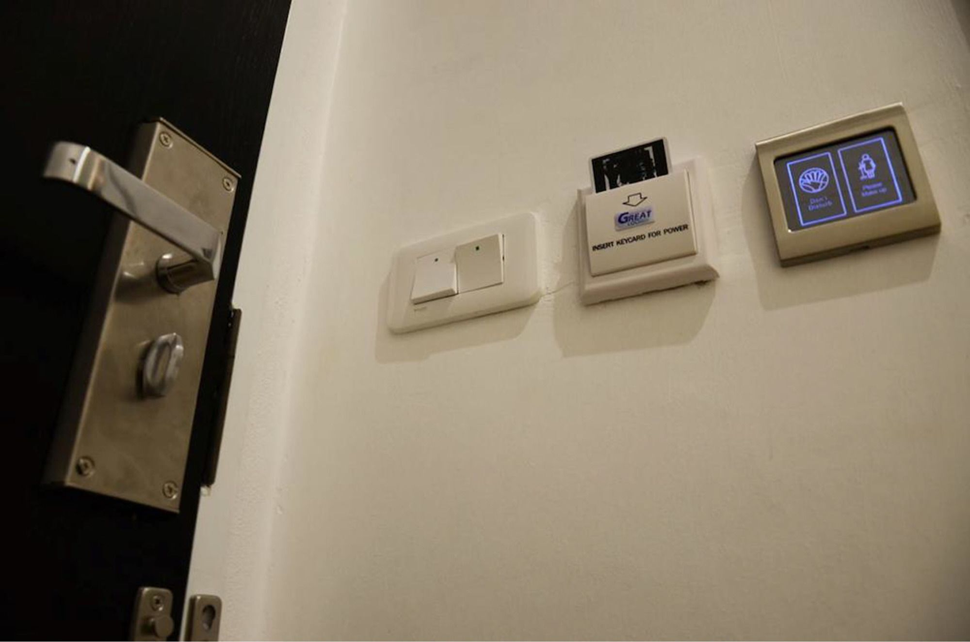 בנגקוק 3 Howw Hostel At Sukhumvit 21 מראה חיצוני תמונה