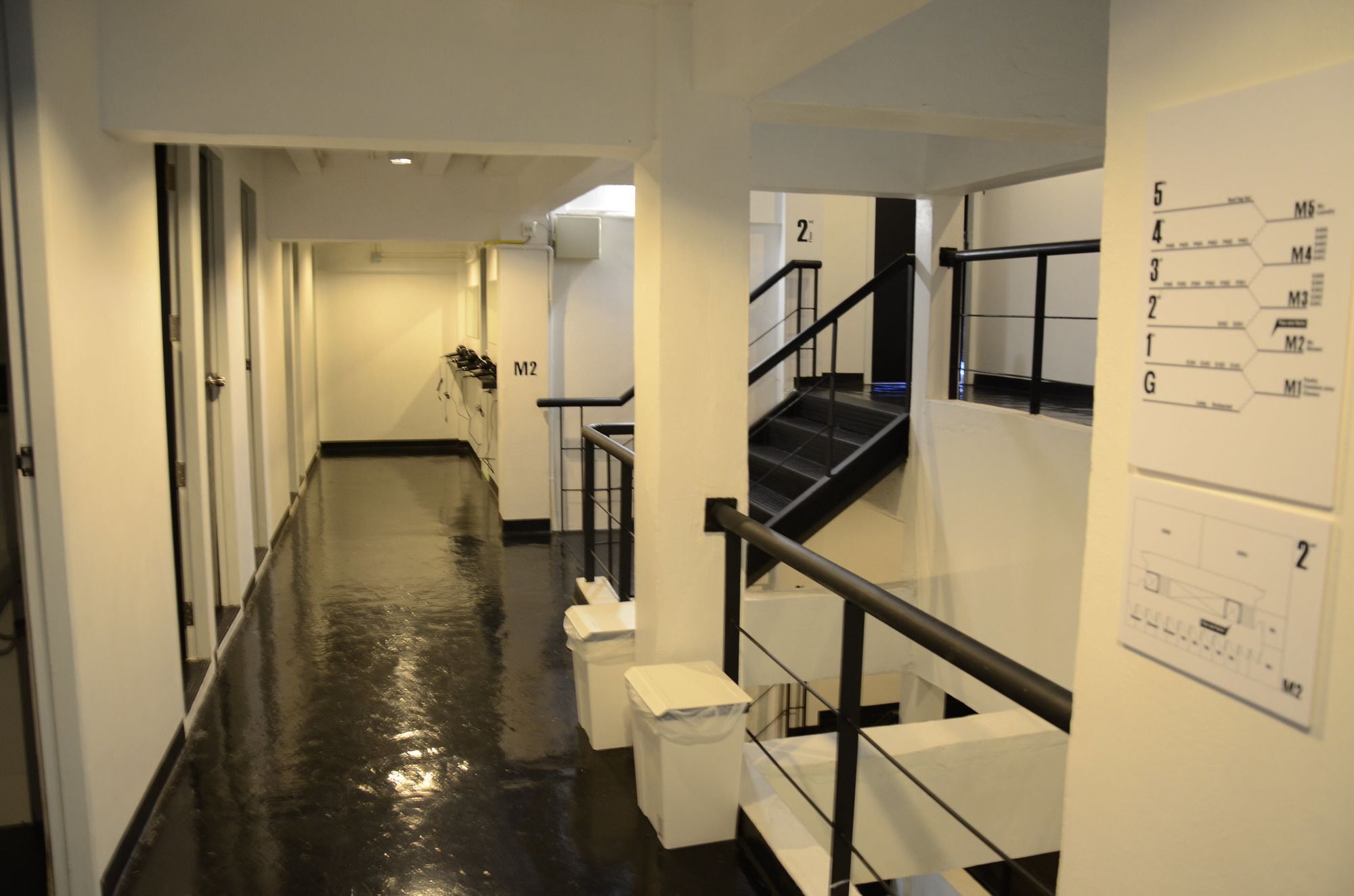 בנגקוק 3 Howw Hostel At Sukhumvit 21 מראה חיצוני תמונה