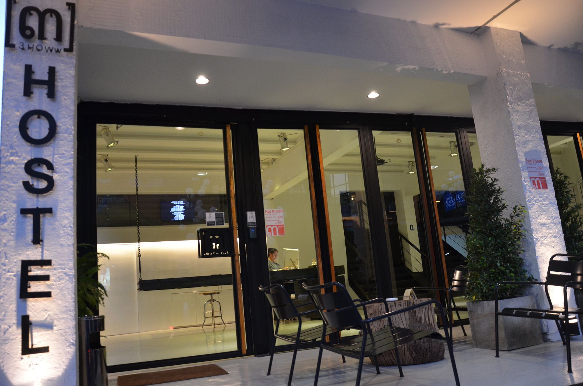 בנגקוק 3 Howw Hostel At Sukhumvit 21 מראה חיצוני תמונה